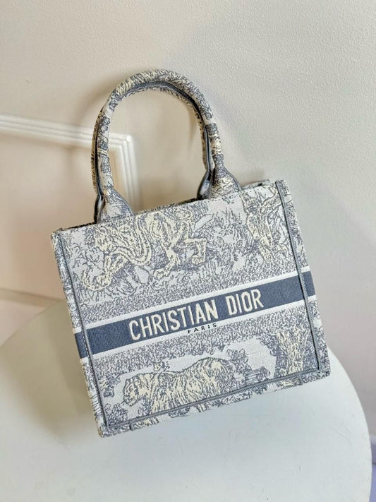 TOTE DR BOOK BORDADO